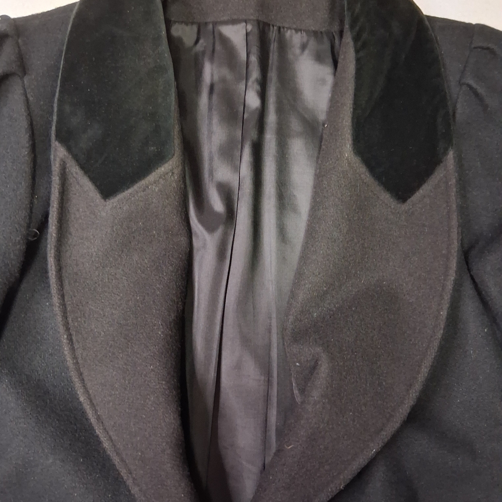 Vintage Essential Elements Wool Chesterfield Overcoat - Black Velvet Collar - Picture 4 of 6
